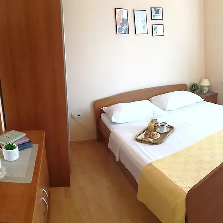 Apartment Vidakovic Biograd Na Moru